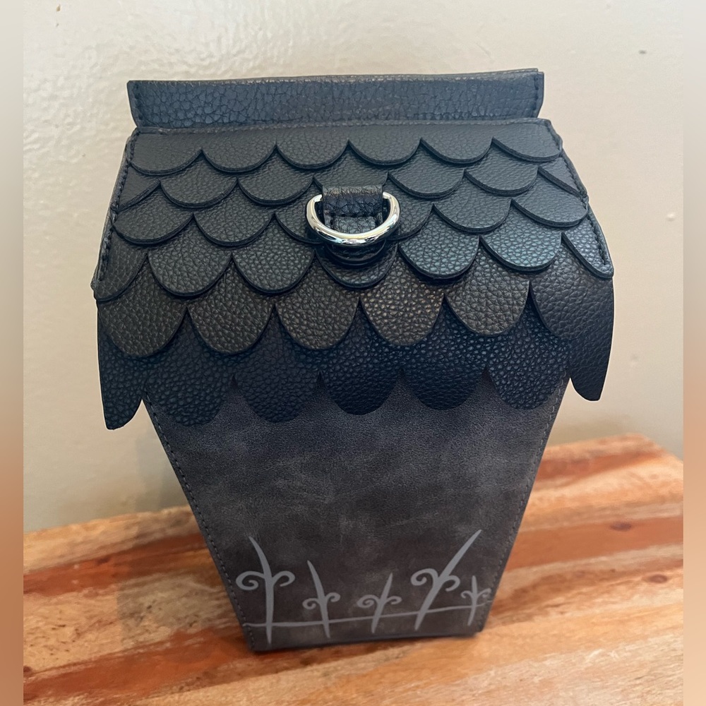 Disney The Nightmare Before Christmas Zero Doghouse Figural Crossbody Bag - Picture 5 of 9